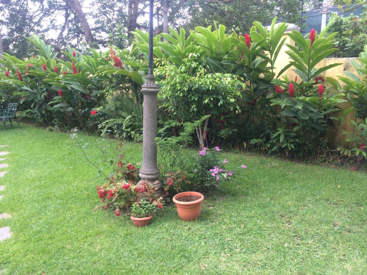 San Benito Monblanc Apartment San Salvador Exterior photo