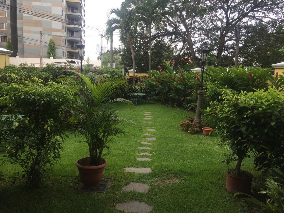 San Benito Monblanc Apartment San Salvador Exterior photo